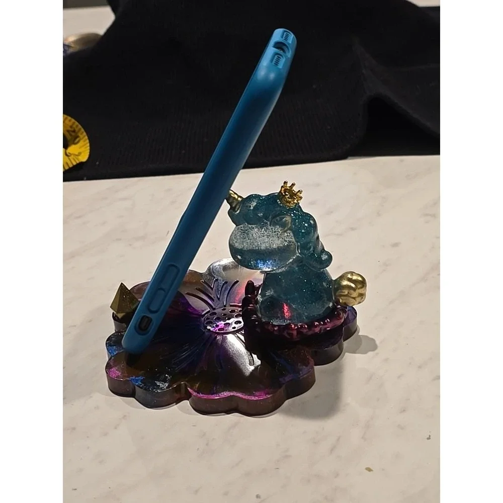 Handmade Resin Cell Phone Holder  Teal Pink Blue Unicorn‎ 739